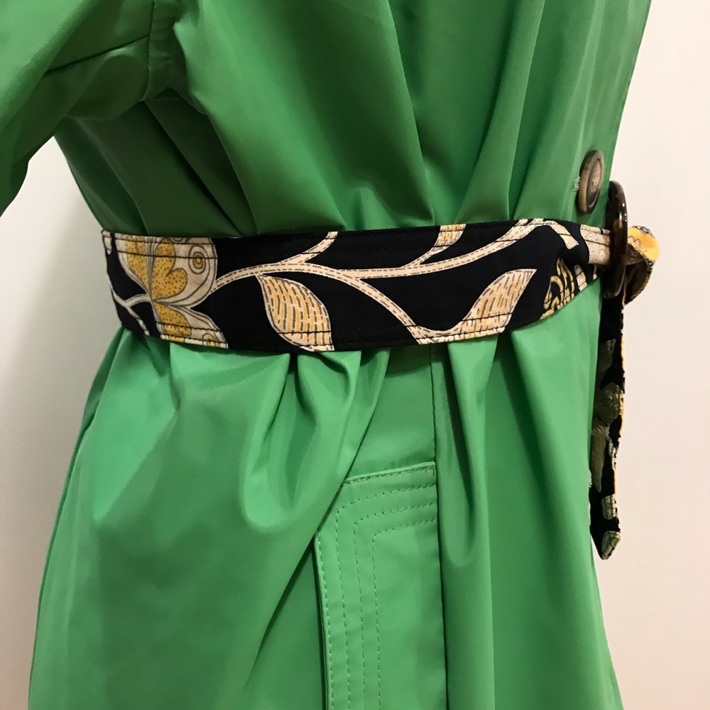 PRIVATELY SOLD!!! Vera Bradley multicolor fabric double face round buckle belt. - Picture 3 of 9